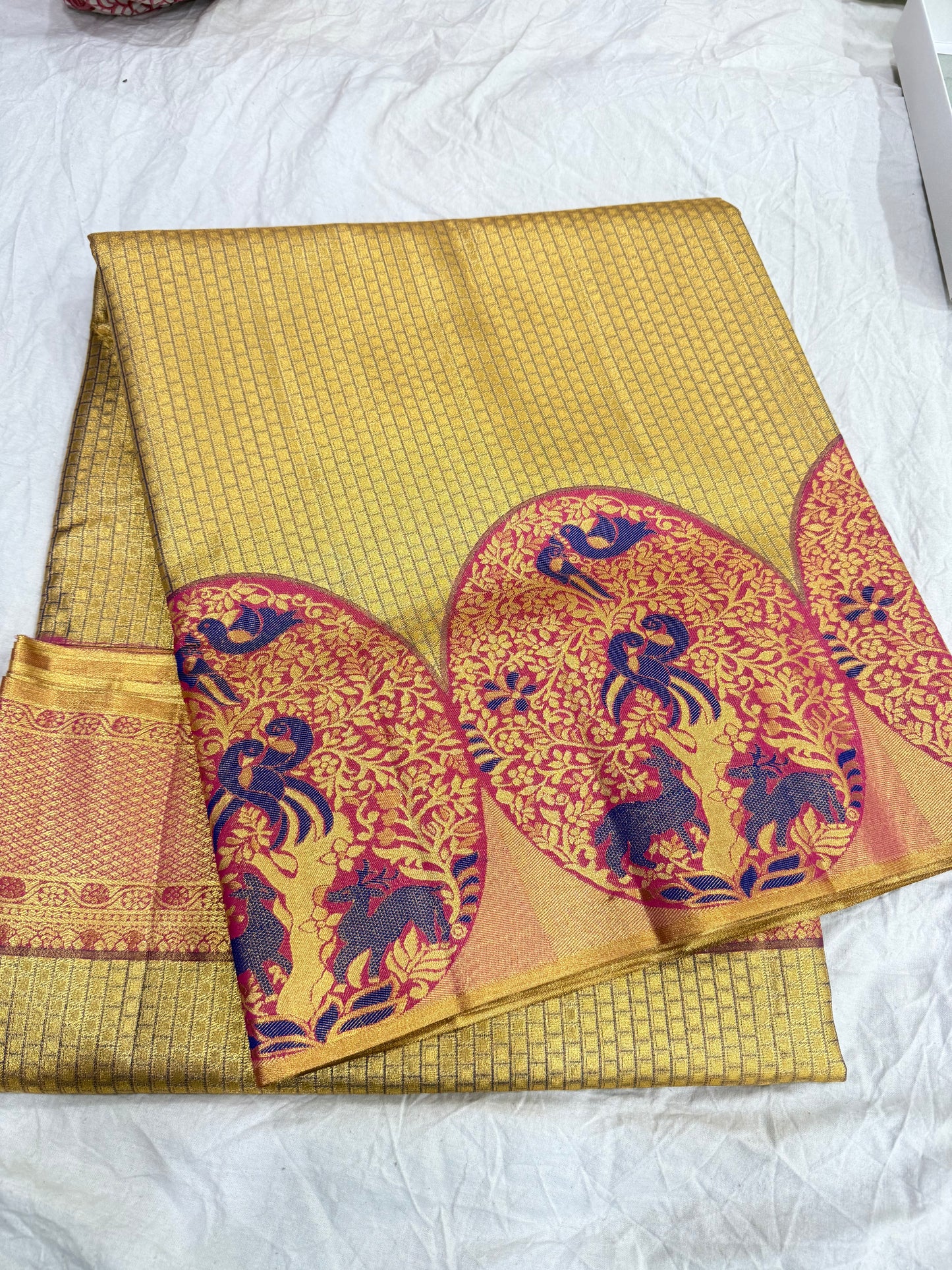 Kanchi pattu sarees