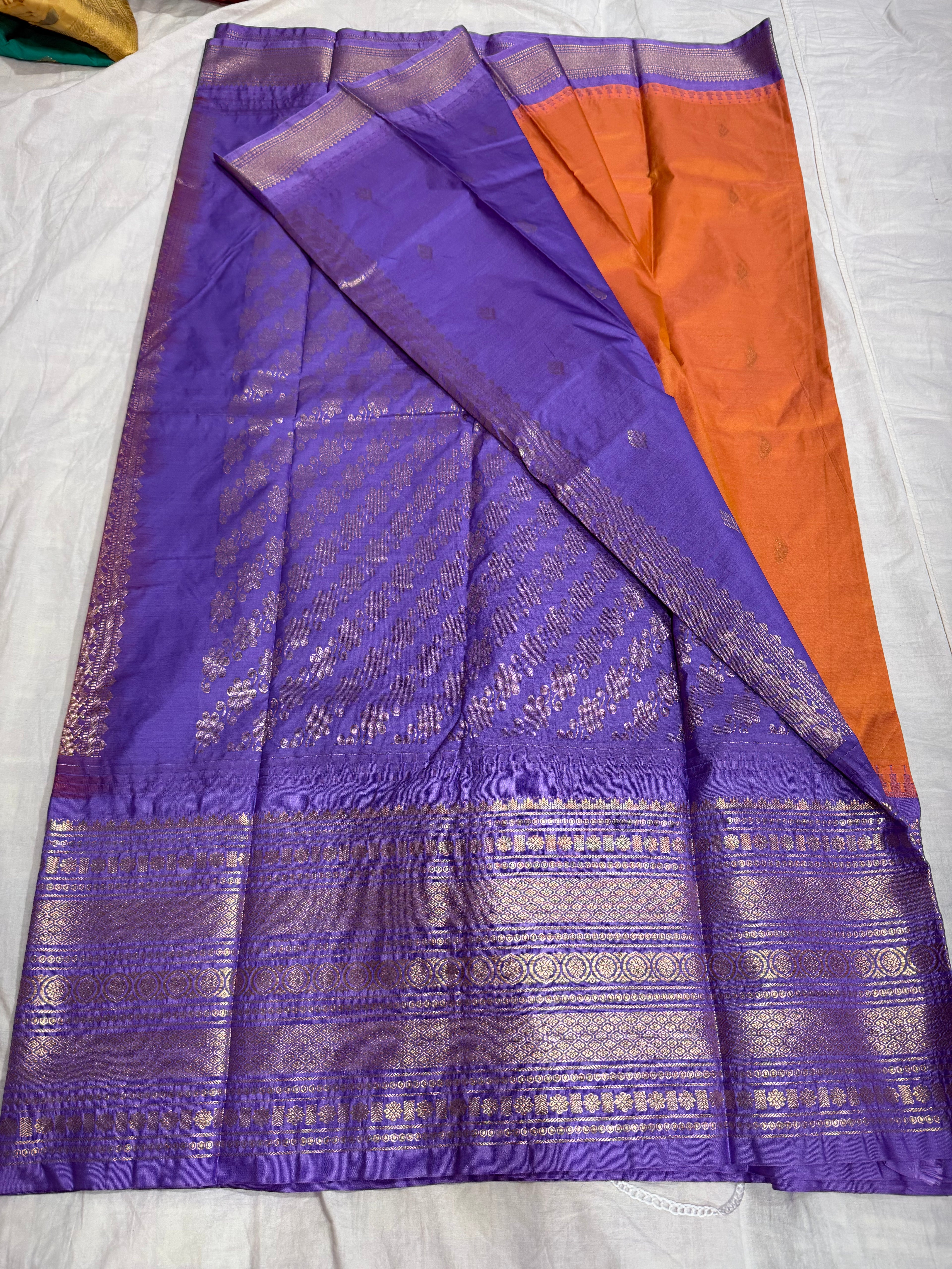 Semi Gadwal big border