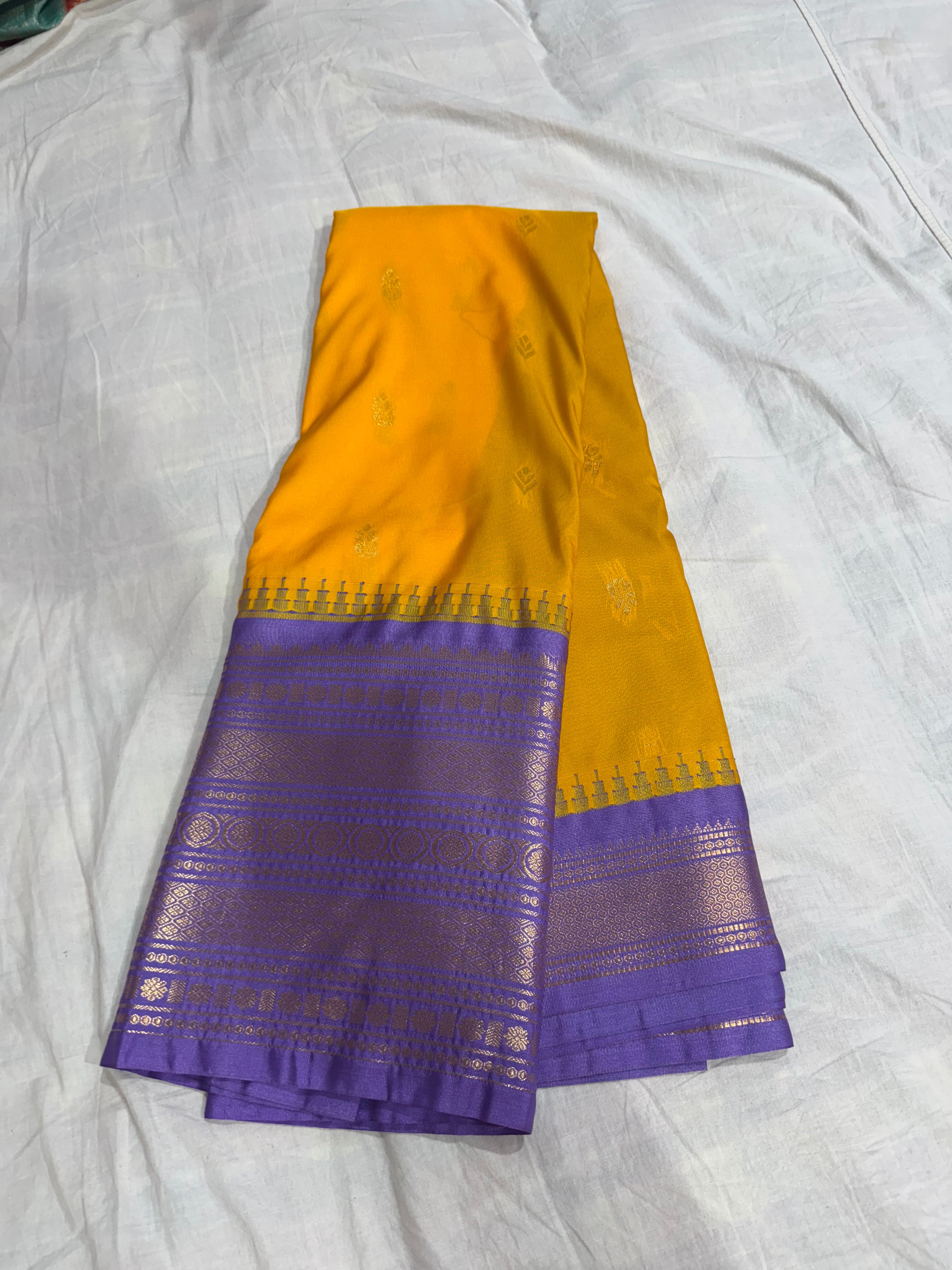 Semi Gadwal big border
